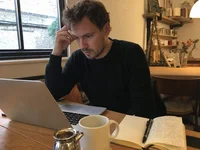 Jamie Cole, Best eSIM for Nauru author