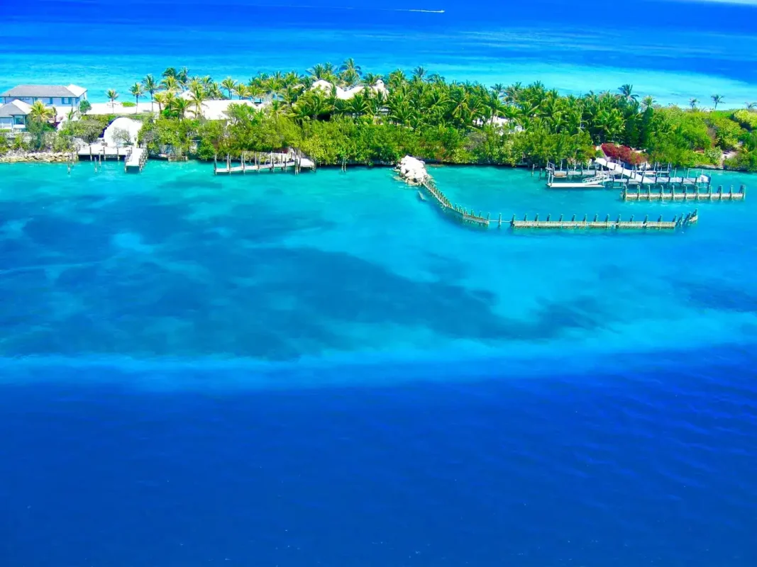 Best eSIM for the Bahamas: aerial view of Nassau and turquoise waters