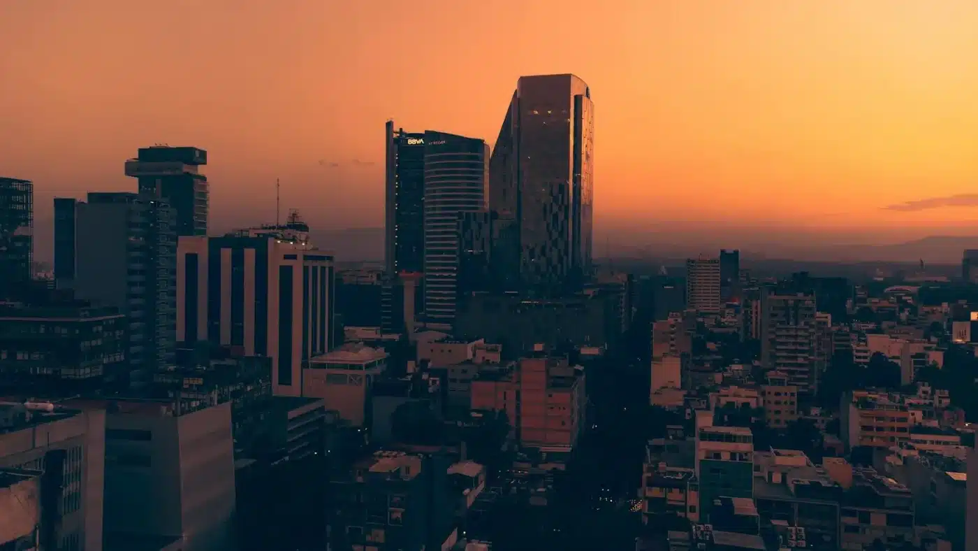 Best eSIM for Mexico: Mexico City skyline at sunset