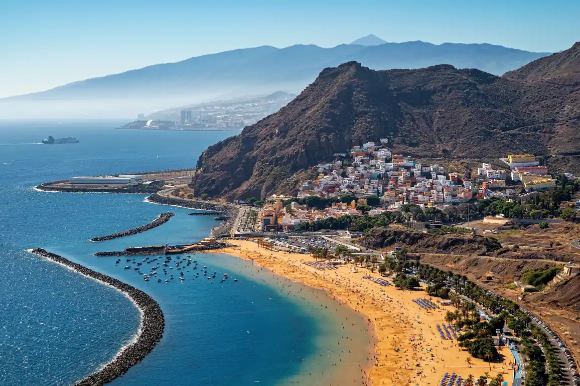 Best eSIM for Canary Islands: hero