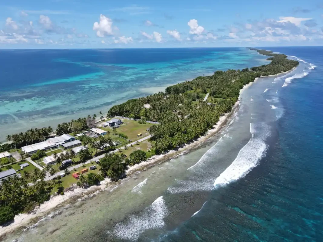 Best eSIM for Nauru: hero