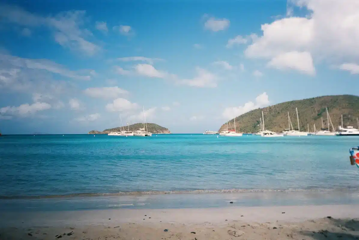 Best eSIM for The Caribbean: hero